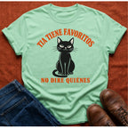 Tia Tiene Favoritos T-Shirt